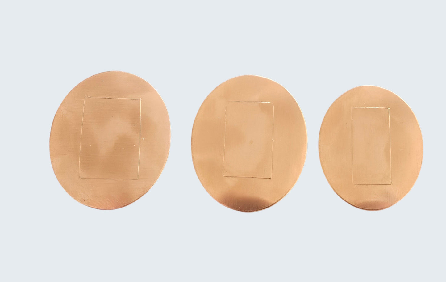 Oval centerbar buckles