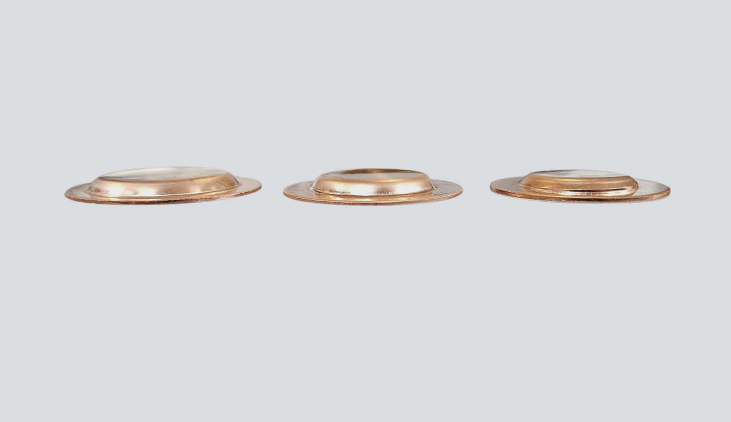 Round conchos, flat flange dome