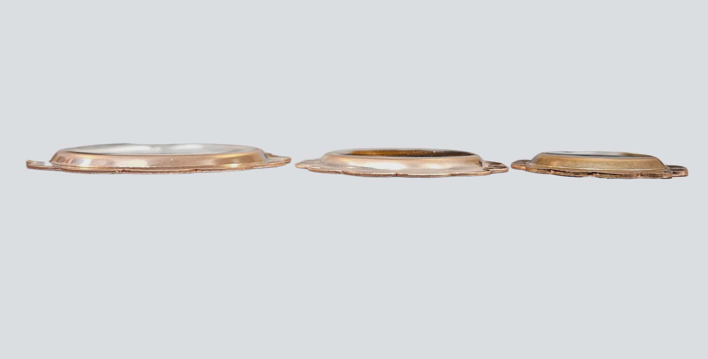 Scallop conchos, flat flange dome